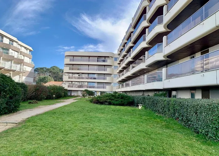 Apartament Aquitania-4 By Interhome